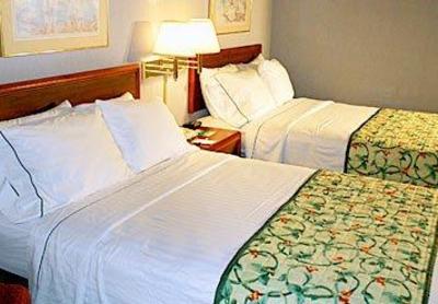 фото отеля Country Inn & Suites Port Clinton