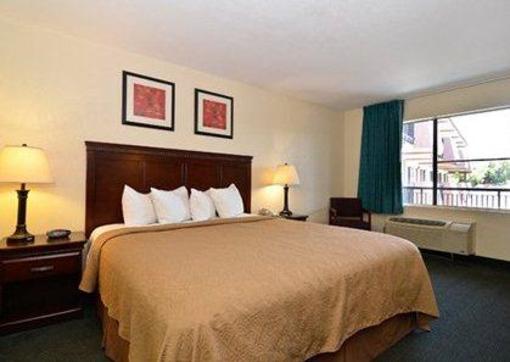 фото отеля Quality Inn Naval Base San Diego