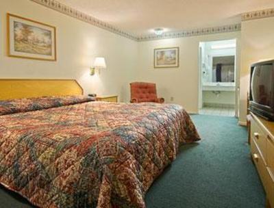 фото отеля Super 8 Motel Katy Freeway Houston
