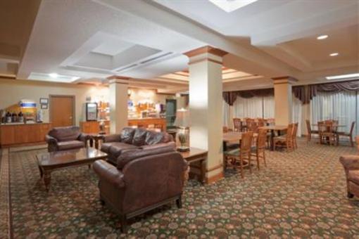 фото отеля Holiday Inn Express Hotel & Suites Bryan Montpelier