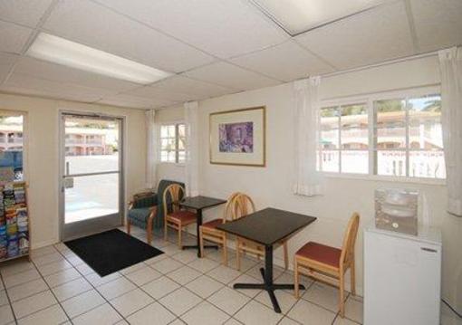 фото отеля Econo Lodge Barstow