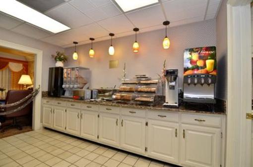 фото отеля BEST WESTERN PLUS Spring Hill Inn & Suites