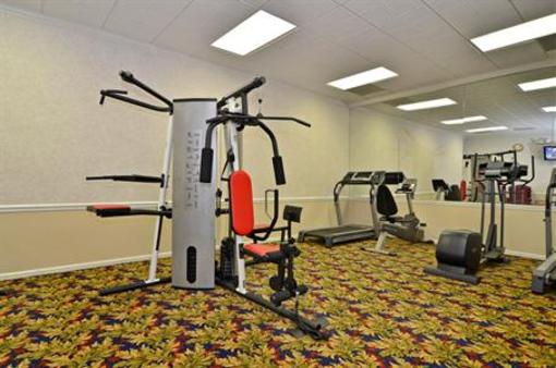 фото отеля BEST WESTERN PLUS Spring Hill Inn & Suites
