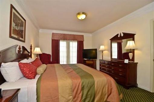 фото отеля BEST WESTERN PLUS Spring Hill Inn & Suites