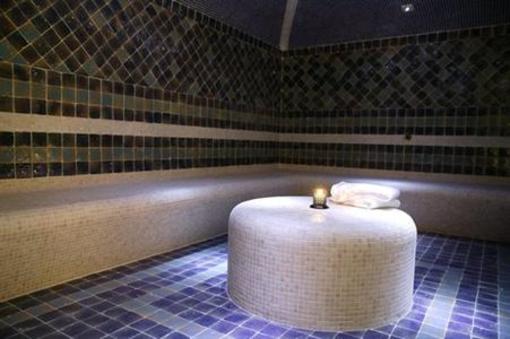 фото отеля Hotel Byblos Saint Tropez