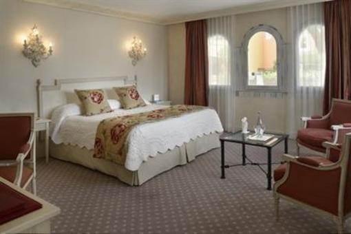 фото отеля Hotel Byblos Saint Tropez