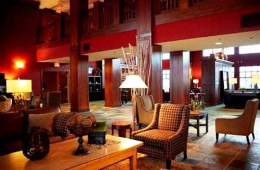 фото отеля Holiday Inn Pewaukee