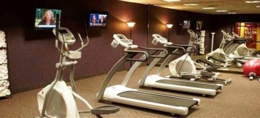 фото отеля Holiday Inn Pewaukee