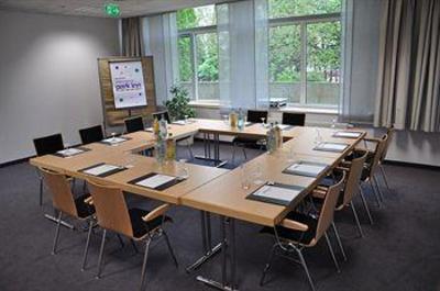 фото отеля Park Inn by Radisson Berlin City West