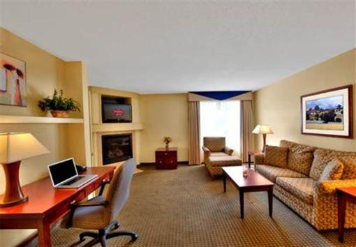 фото отеля Residence Inn Milford