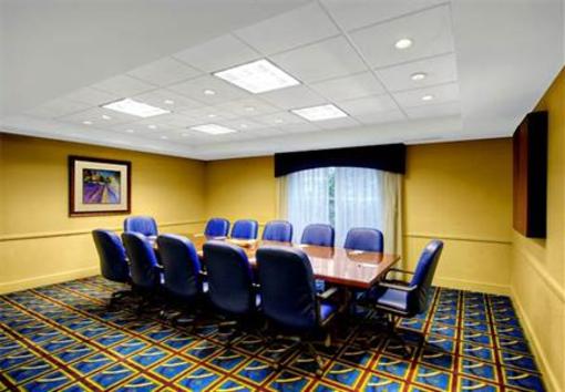 фото отеля Residence Inn Milford