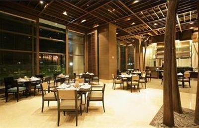 фото отеля Sun n Sand Hotel Nagpur