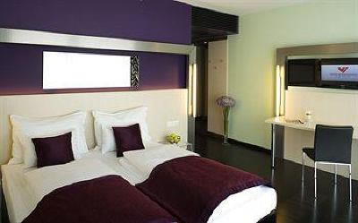 фото отеля Pannonia Tower Hotel Parndorf