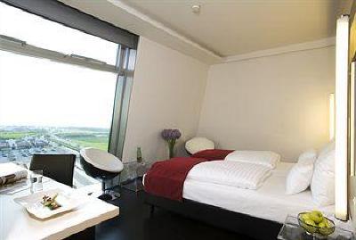 фото отеля Pannonia Tower Hotel Parndorf