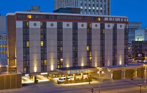 фото отеля DoubleTree by Hilton Hotel Milwaukee Downtown