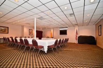 фото отеля BEST WESTERN Pecos Inn Motel