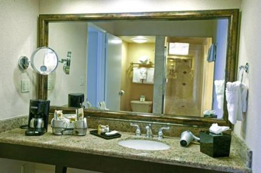 фото отеля BEST WESTERN PLUS Island Palms Hotel & Marina