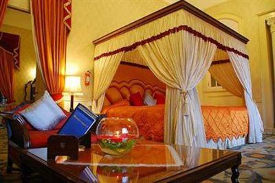 фото отеля Lalitha Mahal Palace Hotel