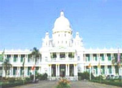 фото отеля Lalitha Mahal Palace Hotel