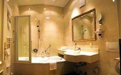 фото отеля BEST WESTERN Hotel Elefant