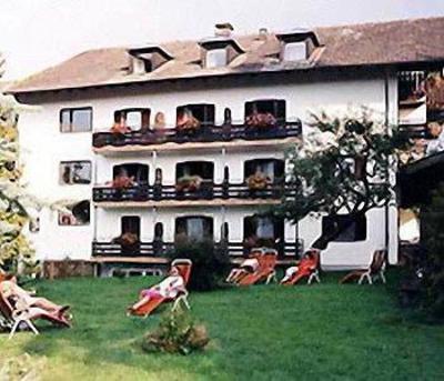 фото отеля Hotel Am Wald Bad Tolz