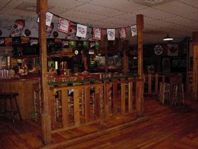 фото отеля The Edge Pub and Hostel