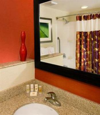 фото отеля Courtyard Knoxville West Bearden