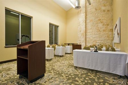 фото отеля Holiday Inn San Antonio NW - Seaworld Area