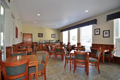 фото отеля BEST WESTERN Wheatland Inn