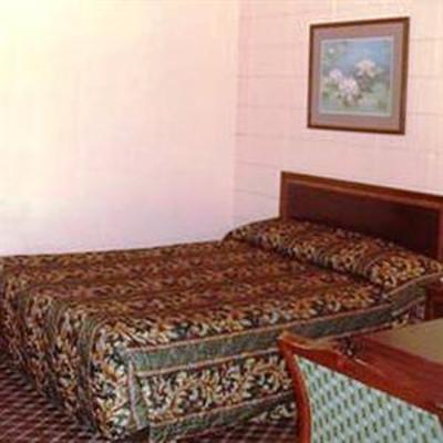 фото отеля Holiday Motor Lodge