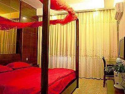 фото отеля Fenghuang Shi Yi Xuan Quality Inn