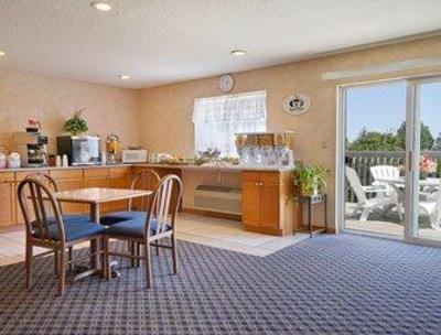 фото отеля Super 8 Motel West Union