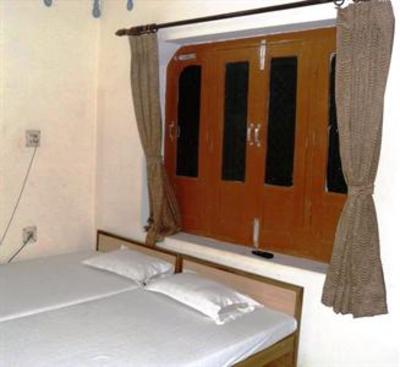 фото отеля Shubh Laxmi Guest House