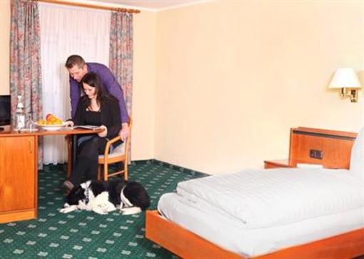 фото отеля Hotel-Gasthof Postbrau Dingolfing