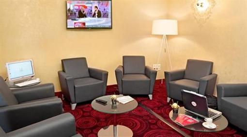 фото отеля Park & Suites Elegance Grenoble Inovallee