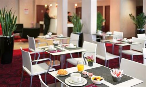 фото отеля Park & Suites Elegance Grenoble Inovallee