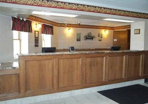фото отеля Econo Lodge Darien Lakes Corfu (New York)