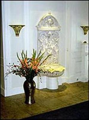 фото отеля Hotel Kaiserhof Lubeck