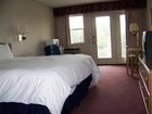фото отеля Fleetwood Inn Suites