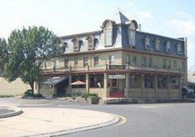 фото отеля Altland House Inn and Suites Abbottstown