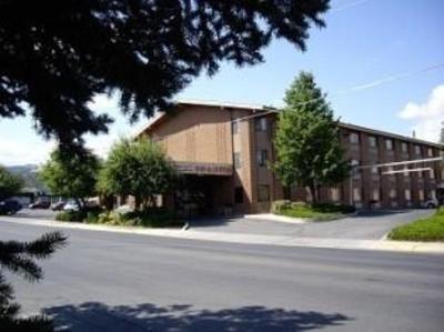 фото отеля Jorgenson's Inn & Suites