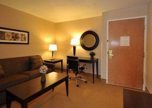 фото отеля Comfort Suites Tinley Park