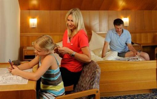 фото отеля Kinderhotel Sailer Wenns