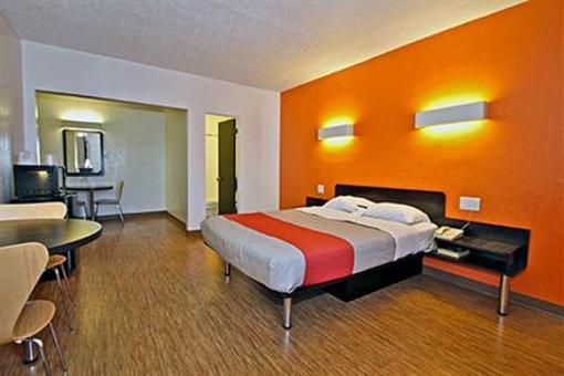 фото отеля Motel 6 Long Beach - International City