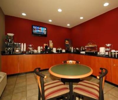фото отеля BEST WESTERN River Region Inn