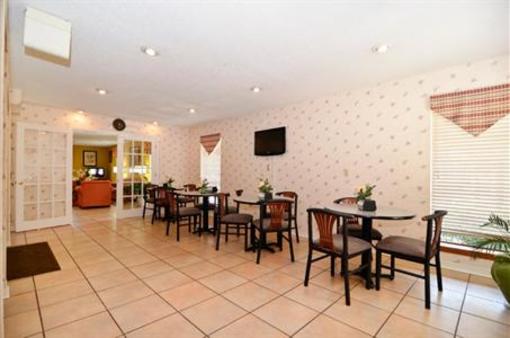 фото отеля BEST WESTERN River Region Inn