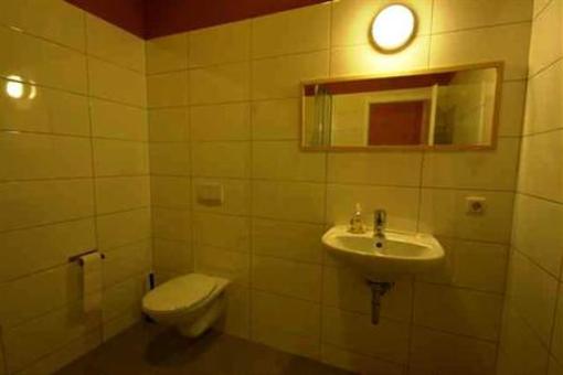 фото отеля Labyrinth Hostel Weimar