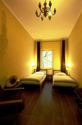 фото отеля Labyrinth Hostel Weimar