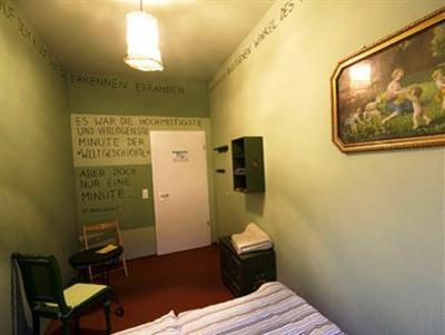 фото отеля Labyrinth Hostel Weimar