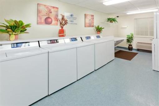фото отеля Candlewood Suites - Nanuet